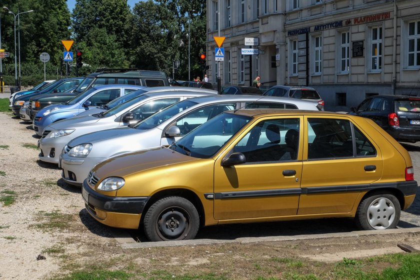 Zedrą z nas za parkowanie?