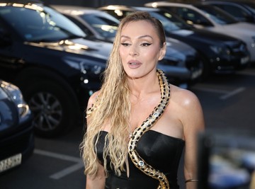 "Nije Jelisaveta Orašanin rodila Pavla Mensura sa 11 godina!" Anabeli Atijas je romanska glumaca sasvim korektna