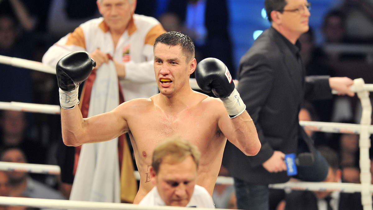 Paweł Kołodziej udanie zakończył rok 2013. "Harnaś" pokonał na gali Wojak Boxing Night w Jastrzębiu-Zdroju Prince'a Anthony'ego Ikejiego przez nokaut w siódmej rundzie. Teraz przed pięściarzem grupy KnockOut Promotions starcie o mistrzostwo świata. Wszystko wskazuje na to, że rywalem Polaka w walce o pas WBA Inetrim w wadze juniorciężkiej będzie 1 lutego 2014 roku Ilunga Makabu.