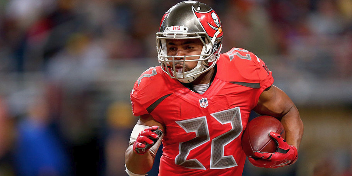 Buccaneers running back Doug Martin to enter treatment facility after learning of performance-enhancing drug suspension