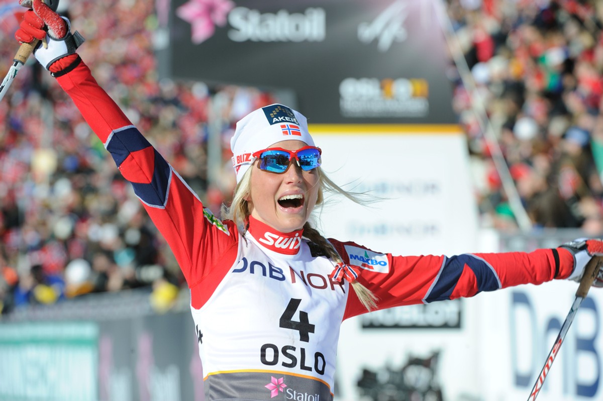 Johaug dostała w prezencie od Bjoergen wszystkie "złote" narty