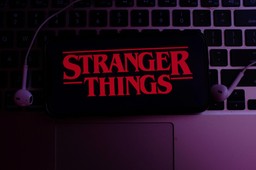 stranger things: utwór polaka na ścieżce dźwiękowej piątego sezonu