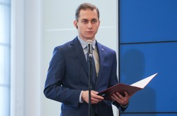 Tomczyk: Zostanie powołany specjalny międzyresortowy zespół ds. uchodźców