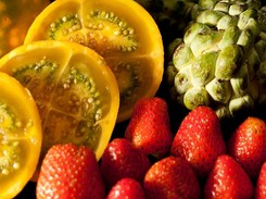 Gorąco? Oto, co jeść i pić, aby lepiej znosić upał