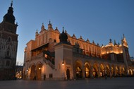 Rynek Główny Sukiennice Wieża Ratuszowa Kraków 