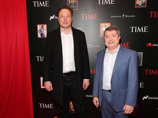 Elon Musk według „New York Timesa” jest „najkreatywniejszym i najbardziej wpływowym przedsiębiorcą świata”. Magazyn „Time” uznał go za człowieka roku (2021)