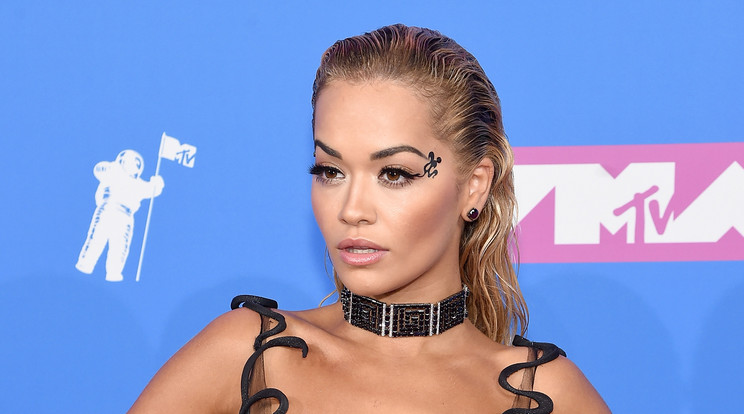 Rita Ora egyre nagyobb árat fizet a bulijáért /Fotó: GettyImages