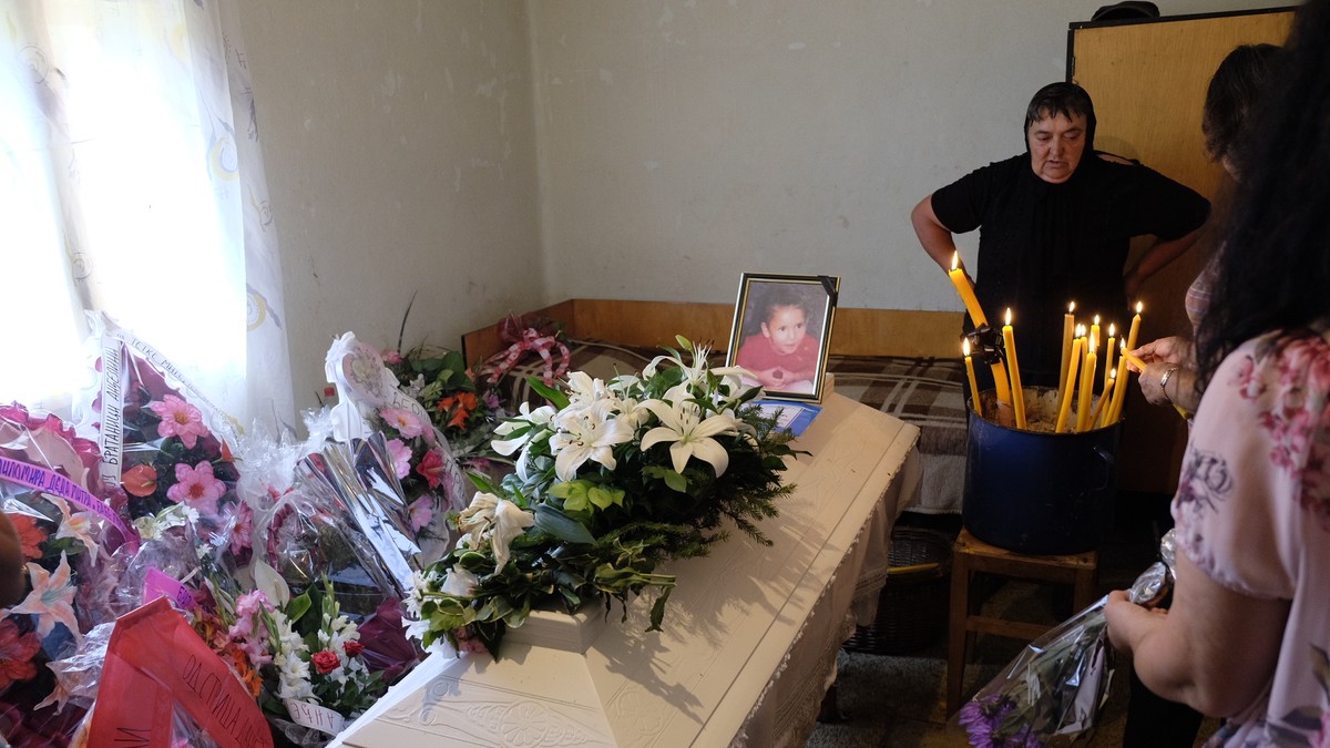 Zajecar sahrana 12072016 foto petar markovic (12)