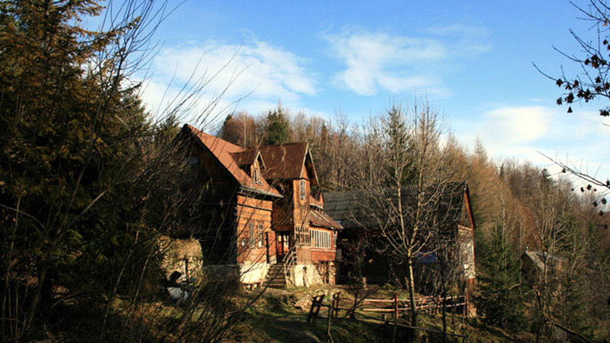 W dniach 13-15 maja 2011 r. w Gorczańskiej Chacie w Gorcach (dawna Hawiarska Koliba) już po raz piąty odbędzie się Festiwal Młodych Podróżników (FMP). Od tego roku nazwa imprezy ulega modyfikacji i brzmi Festiwal FMP HI-TEC 2011.