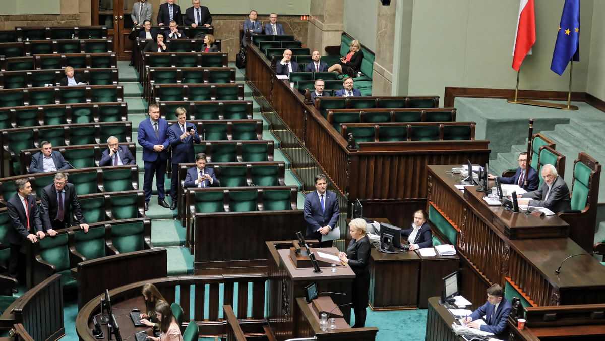 Sejm: Terlecki wykluczył Krystynę Skowrońską z obrad, później cofnął decyzję