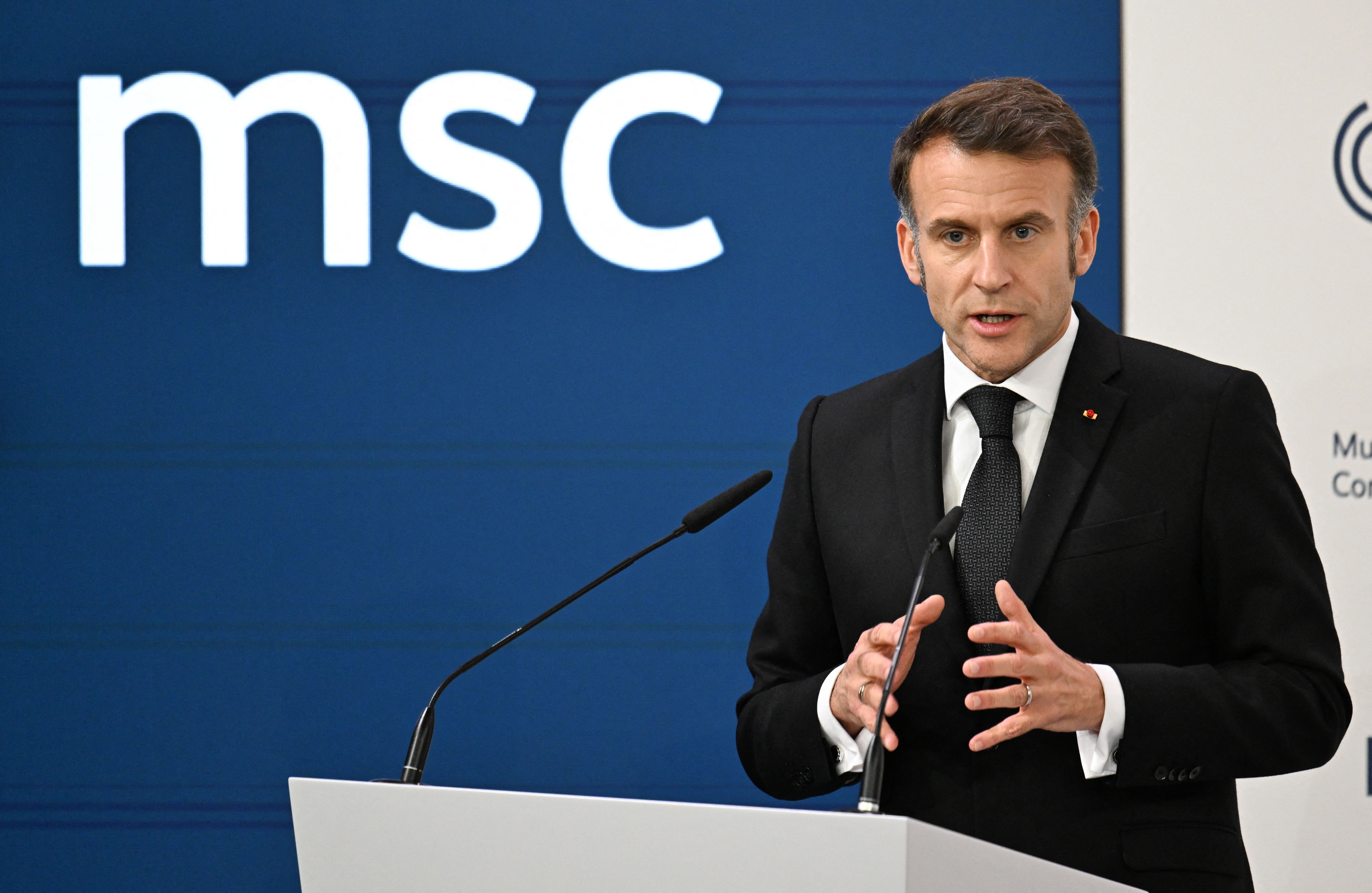 Macron riposte aux critiques de JD Vance sur l'Europe "vieillissante"