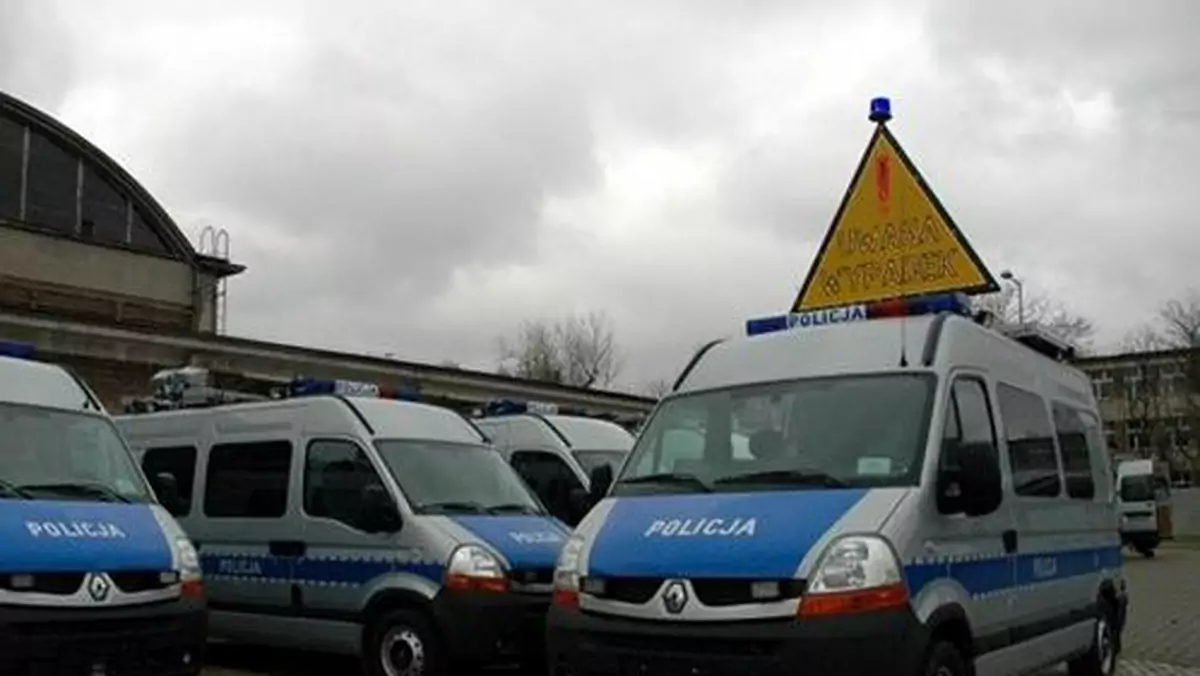 Policja - Ambulanse Pogotowia Ruchu Drogowego