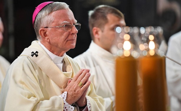 Szef NSZZ "Solidarność" pisze do abp. Jędraszewskiego. "Wściekły atak aktywistów LGBT+ dowodzi, jak trafnych słów użył"