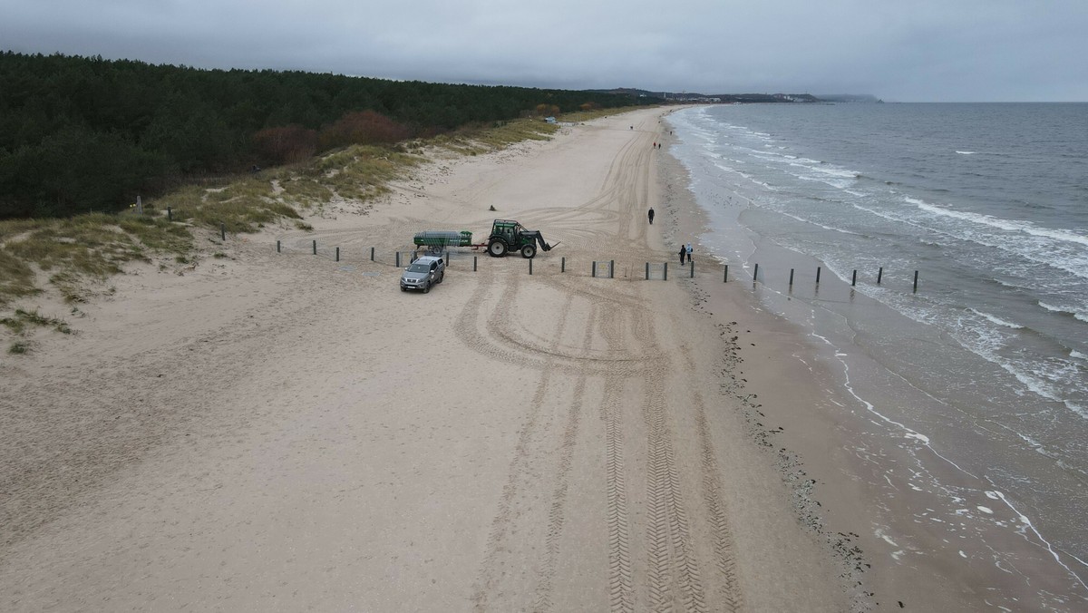 Niemcy postawili płot na plaży przy Świnoujściu