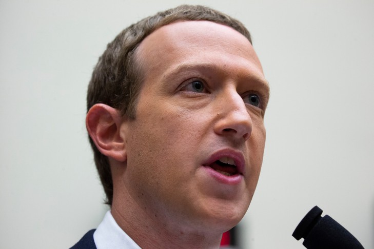 Mark Zuckerberg, a Facebook amerikai elnök-vezérigazgatója nagy bejelentésre készül / Fotó: MTI/EPA/Michael Reynolds