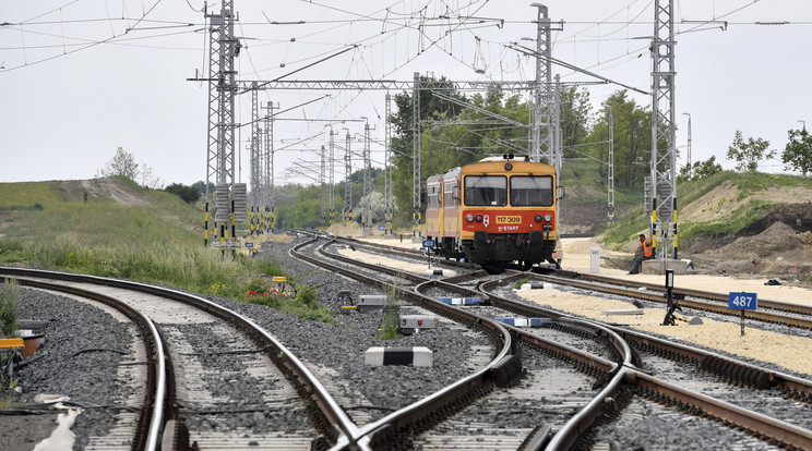 Vonattal voltak képesek távozni a rablást követően a Zalaegerszegi tolvajok. /Fotó:MTI