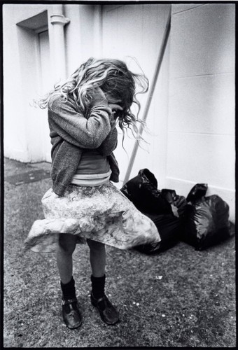 Płacząca dziewczynka