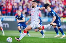 Raków Częstochowa zdobył trzy punkty, ale stracił Ivi Lopeza [WIDEO]