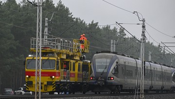 Kolejny akt dywersji na trasie Warszawa–Lublin? Zerwana trakcja, zatrzymany pociąg z 475 osobami