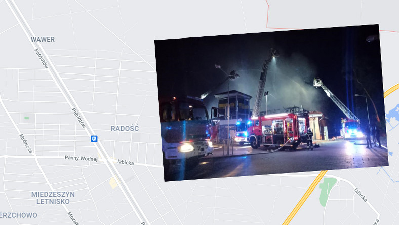Warszawa. Pożar supermarketu Netto w Wawrze. Zapadł się dach