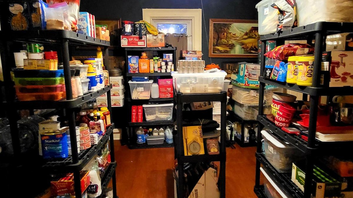 Guvernul britanic îi îndeamnă pe toţi cetăţenii să facă rezerve de apă şi de alimente pentru cel puțin trei zile