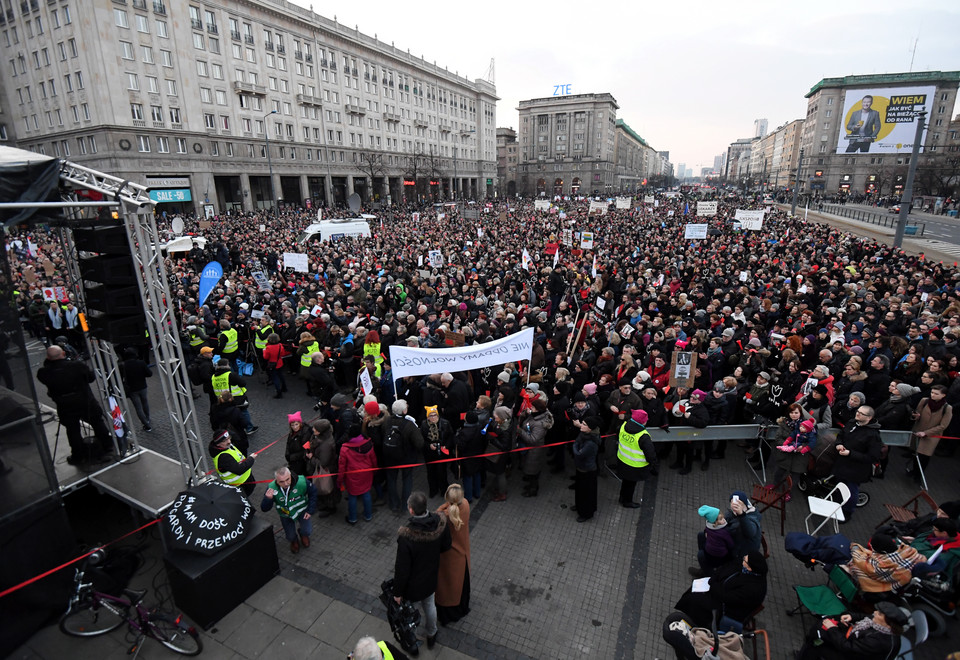 Międzynarodowy Strajk Kobiet: Warszawa, fot: PAP/Jacek Turczyk