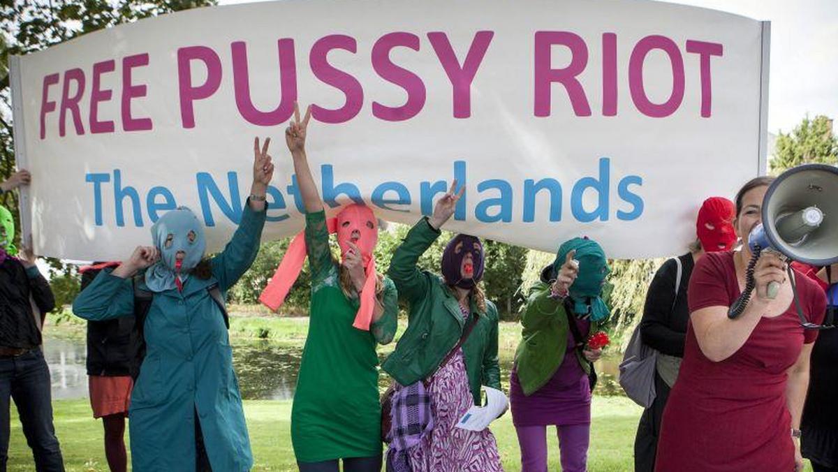 Transparent Pussy Riot