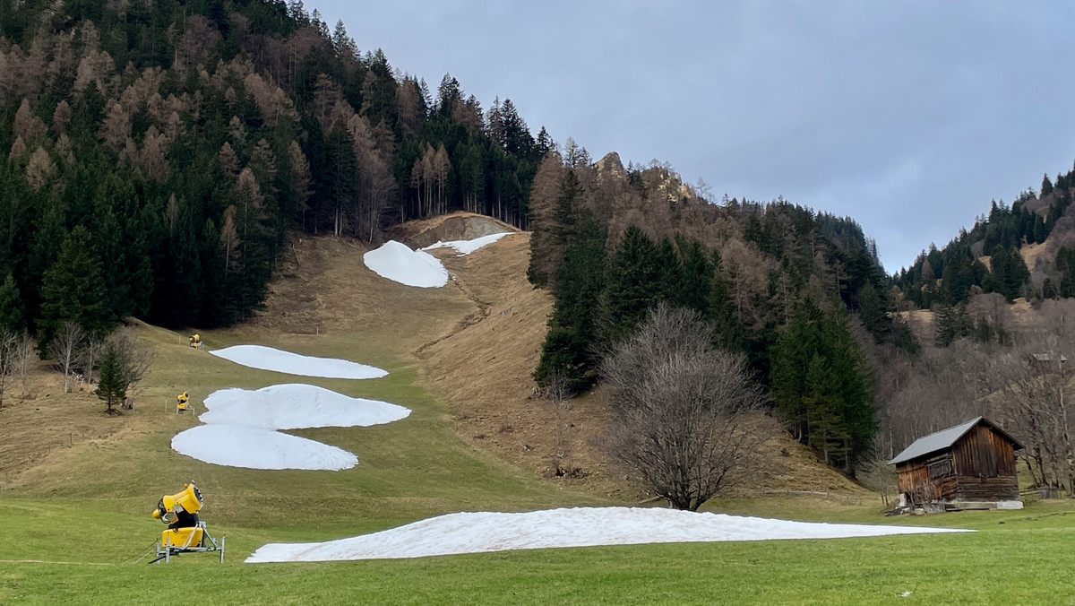 Ośrodki narciarskie we Włoszech zamknięte z powodu braku śniegu