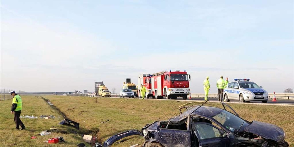 Dachowanie na autostradzie