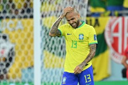 Dani Alves zostaje za kratami. Sąd odrzucił wniosek o zwolnienie z aresztu