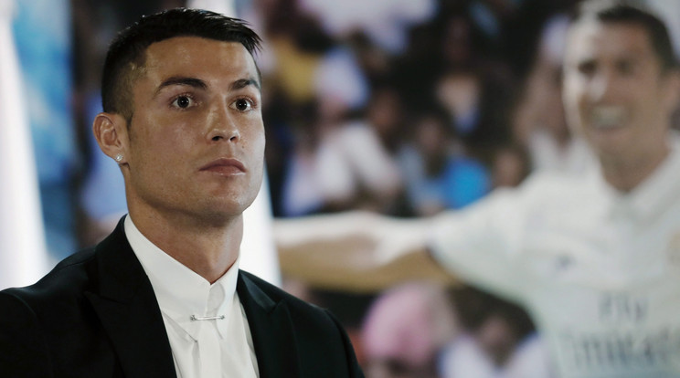 Ronaldo sem hitt a szemének /Fotó: MTI/EPA/Sergio Barrenechea