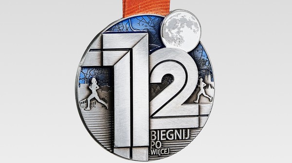 Po ten medal wyruszy około 26 tysięcy biegaczy. Ilu dotrze do mety?