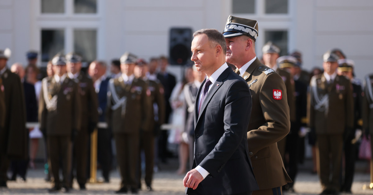 El presidente Andrzej Duda nombró nuevos comandantes y almirantes