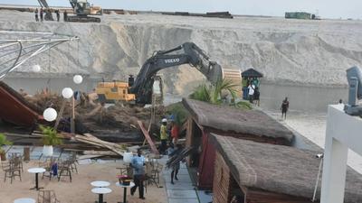 The Federal Government has begun the demolition of businesses for the Lagos-Calabar Coastal Highway project  [NAN]