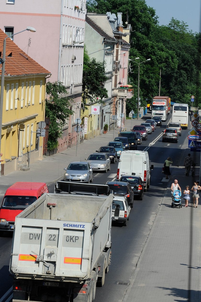 Samochody ze Średzkiej we Wrocławiu przeniosą się na obwodnicę