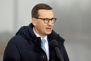 Trzypasmowy odcinek A1 oddany przed czasem. Morawiecki: To pierwsza taka autostrada w Polsce