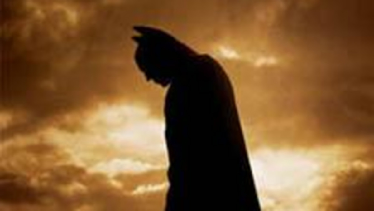 Wytwórnia Warner Bros. wydała oświadczenie, w którym poinformowała, iż premiera filmu "Batman: Początek" odbędzie się wcześniej niż to było oryginalnie
