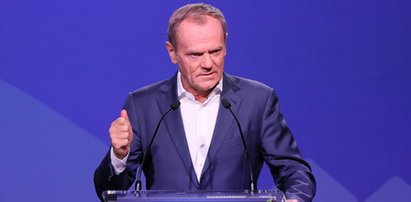 Donald Tusk wzywa na marsz w rocznicę upadku komunizmu. "Przeciw drożyźnie i kłamstwu"