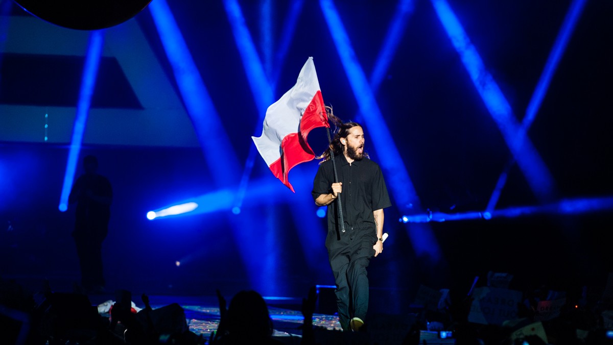 Bilety na koncert Thirty Seconds To Mars, który odbędzie się już 8 kwietnia w ERGO ARENIE, sprzedają się jak świeże bułeczki, dlatego organizatorzy zalecają szybkie decydowanie się na kupno wejściówek.