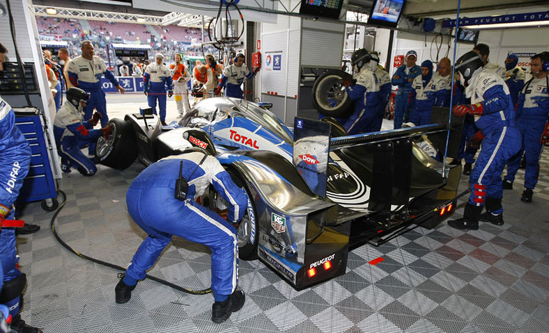 24 Heures du Mans: zdecydowana dominacja zespołu Peugeot Total