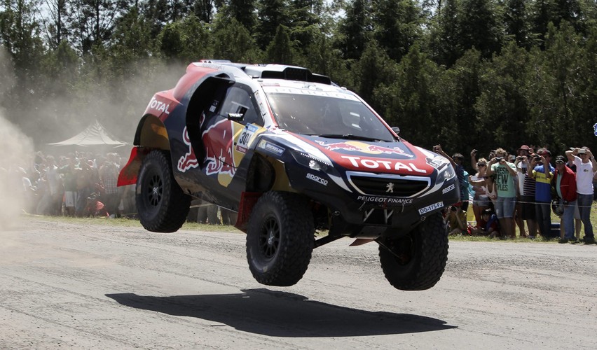 Piekło Rajdu Dakar. Kierowcy i ich maszyny nie mają lekko