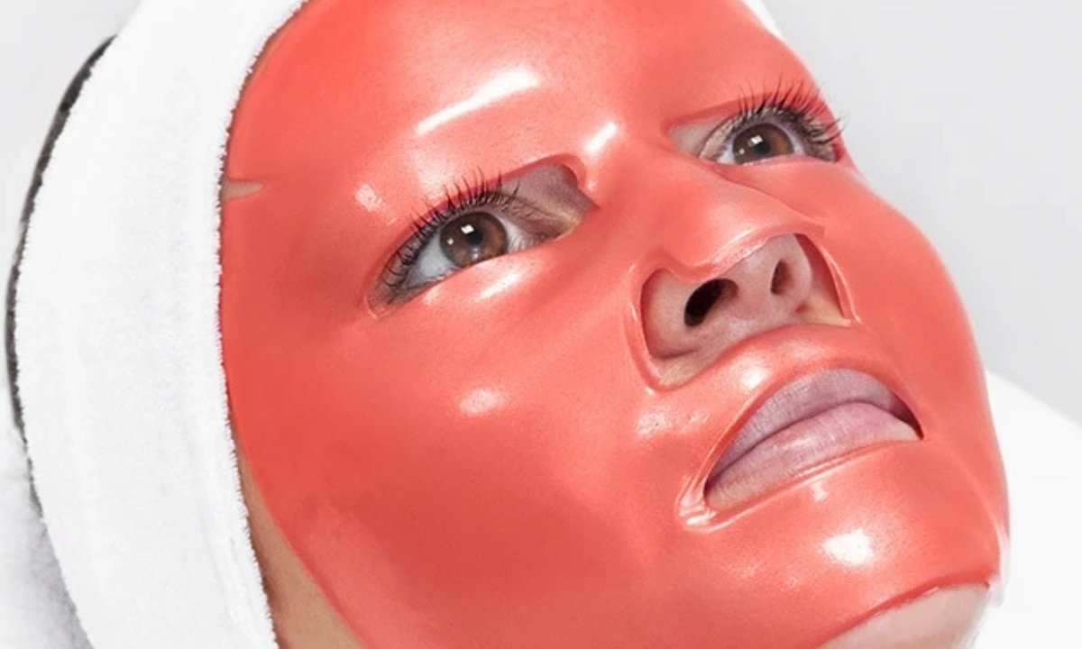 60-latki kochają tę hydroalgową maskę z kawiorem. Jest naszpikowana kolagenem