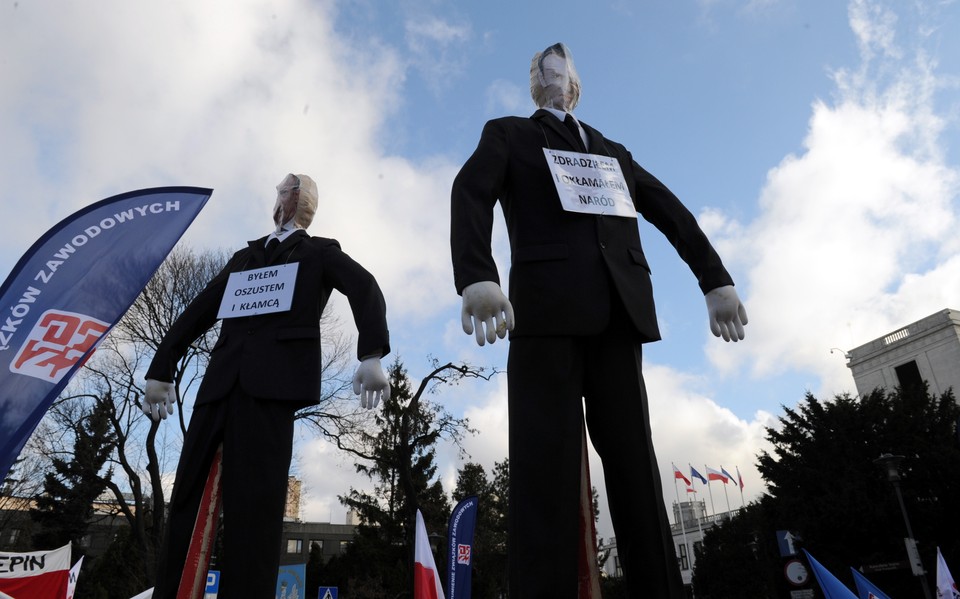 "Solidarność" protestuje przed Sejmem