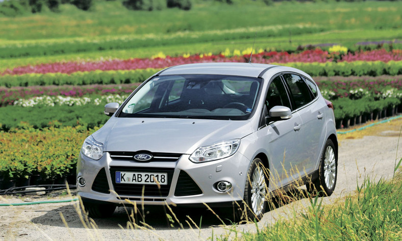 Ford Focus 1.0 EcoBoost Titanium - Na trzech garach po 6-kę