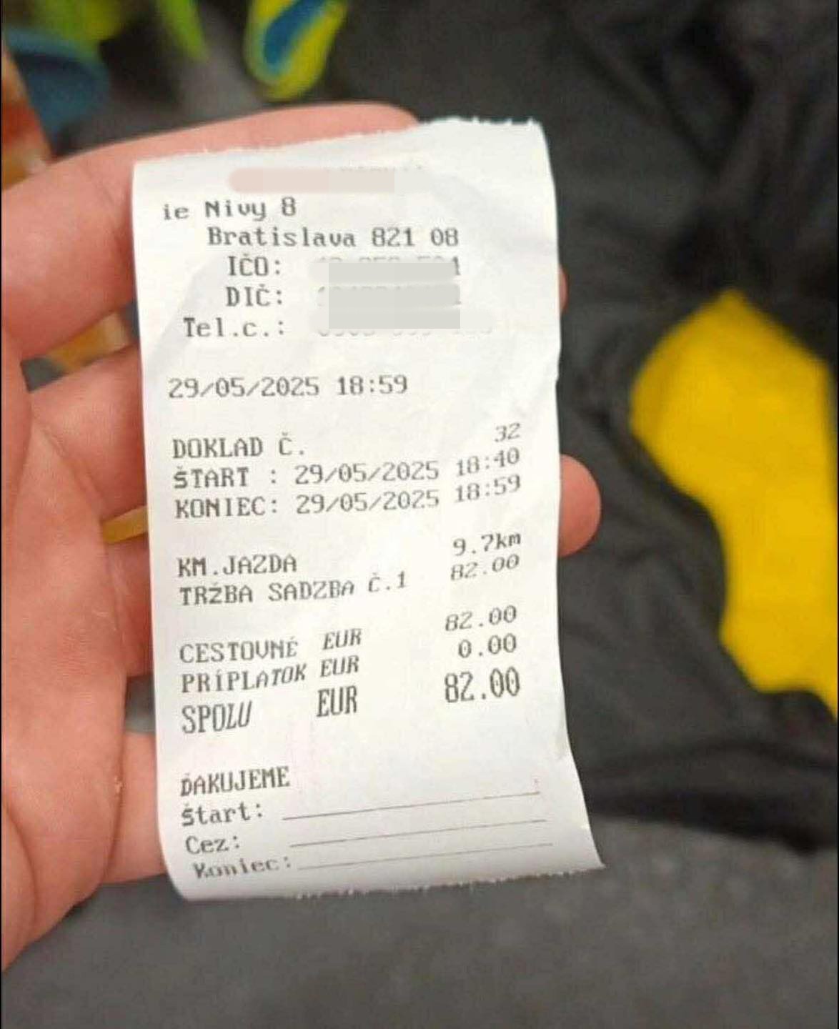 Za necelých 10 kilometrov jazdy taxíkom po Bratislave zaplatil 82 eur.