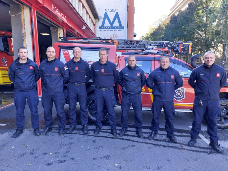 Srpski vatrogasci u borbi sa poplavama u Bosni i Hercegovini