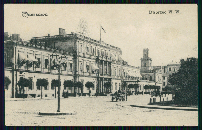 Dworzec wiedeński w Warszawie na pocztówce sprzed 1913. To tutaj 10 listopada zajechał pociąg wiozący Józefa Piłsudskiego.