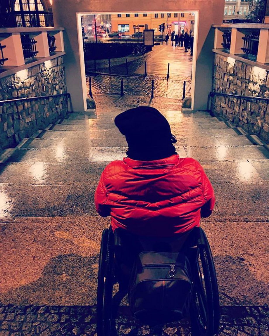 Osoby niepełnosprawne nie wszędzie traktowane są jeszcze jako równoprawni uczestnicy ruchu