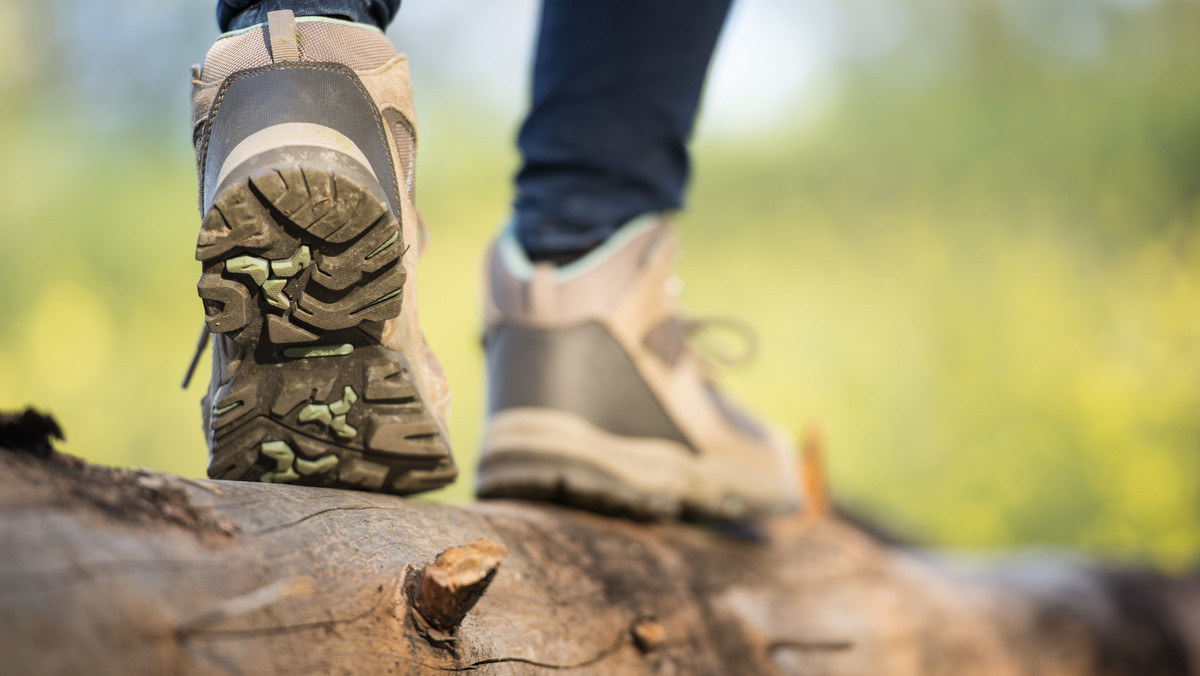 Nieodpowiednie obuwie jest jedną z głównych przyczyn urazów wśród turystów wędrujących w górach – przypomniał naczelnik bieszczadzkiej grupy Górskiego Ochotniczego Pogotowia Ratunkowego Krzysztof Szczurek.