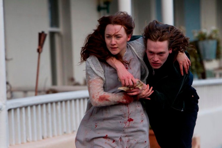 Saoirse Ronan i Caleb Landry Jones w 'Byzantium'